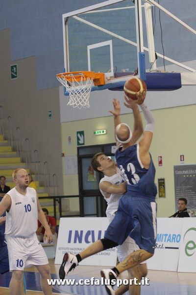 110924 basket 308_tn.jpg